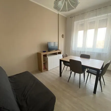 Lägenhet Casa Nonno Nello Aurora Regio Parco *