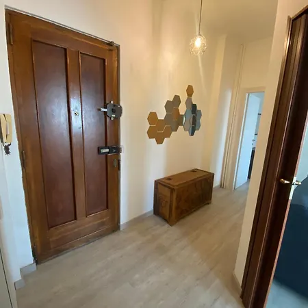 Casa Nonno Nello Aurora Regio Parco 公寓 *